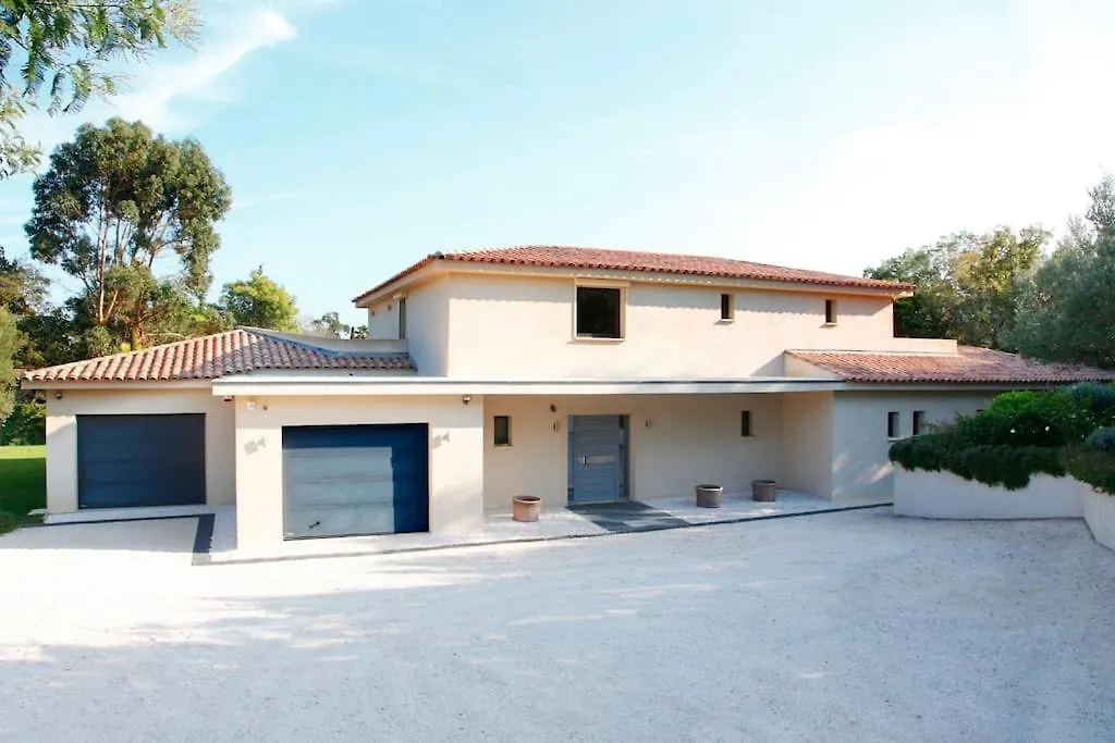 Luxueuse Villa Vue Mer Avec Piscine Golfe De St Tropez 14 Personnes Grimaud Frankrig