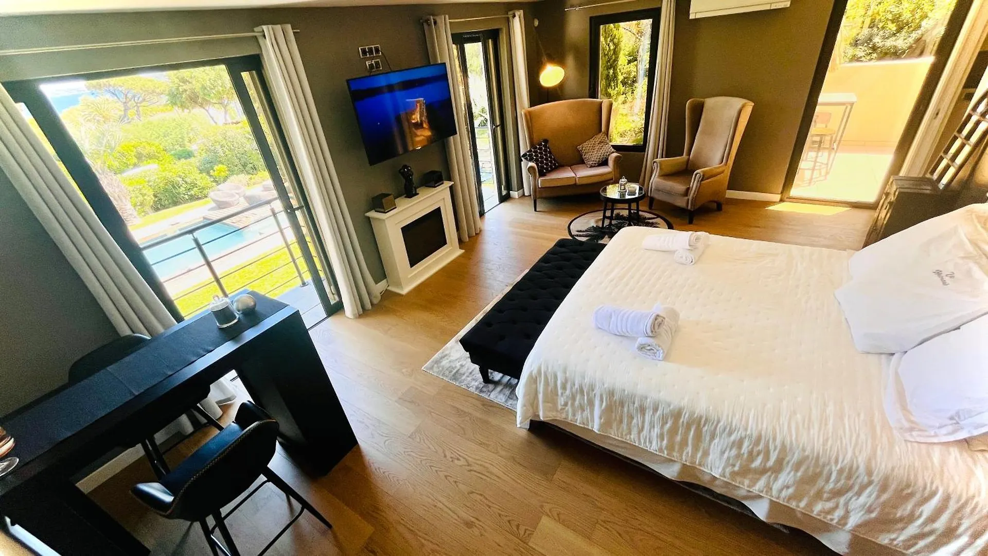 Luxueuse Villa Vue Mer Avec Piscine Golfe De St Tropez 14 Personnes Grimaud